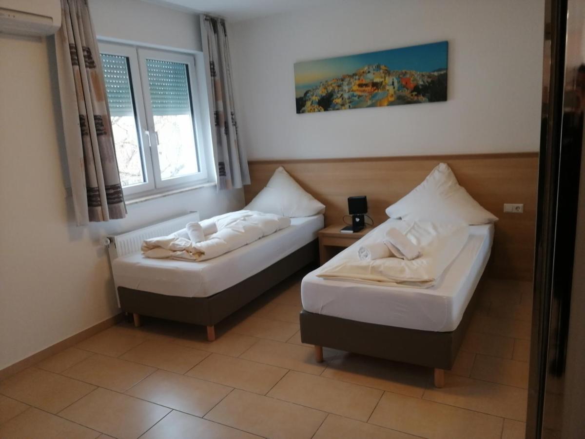 Hotel-Restaurant Zum Baeumle Suessen ภายนอก รูปภาพ