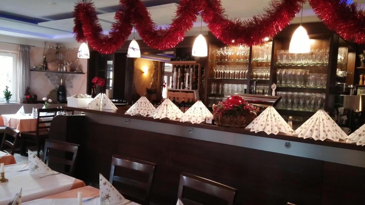 Hotel-Restaurant Zum Baeumle Suessen ภายนอก รูปภาพ